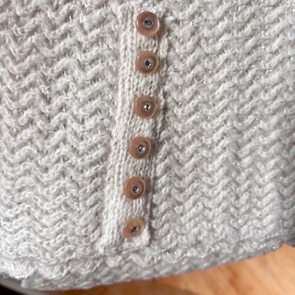 White Scarf with Silver Threaded Accent Scalloped Edges and Rhinestone Buttons - Picture 6 of 9